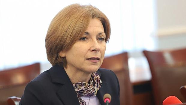 Боряна Димитрова: Хората следят внимателно какво се случва