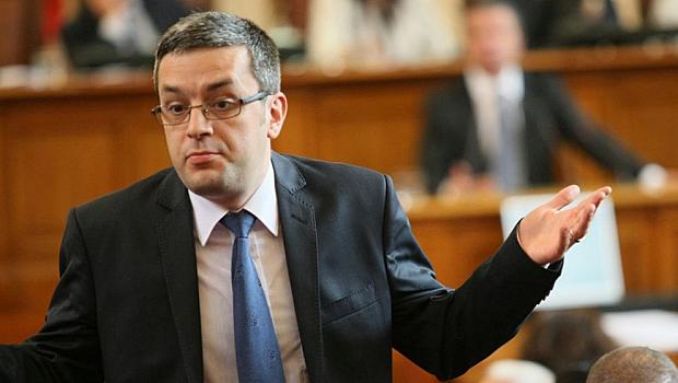 ГЕРБ: Президентът да даде третия мандат на ДБ